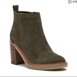 NWOT Vince Camuto Gorgan Booties High Suede Women’s 9/40 Green Boots